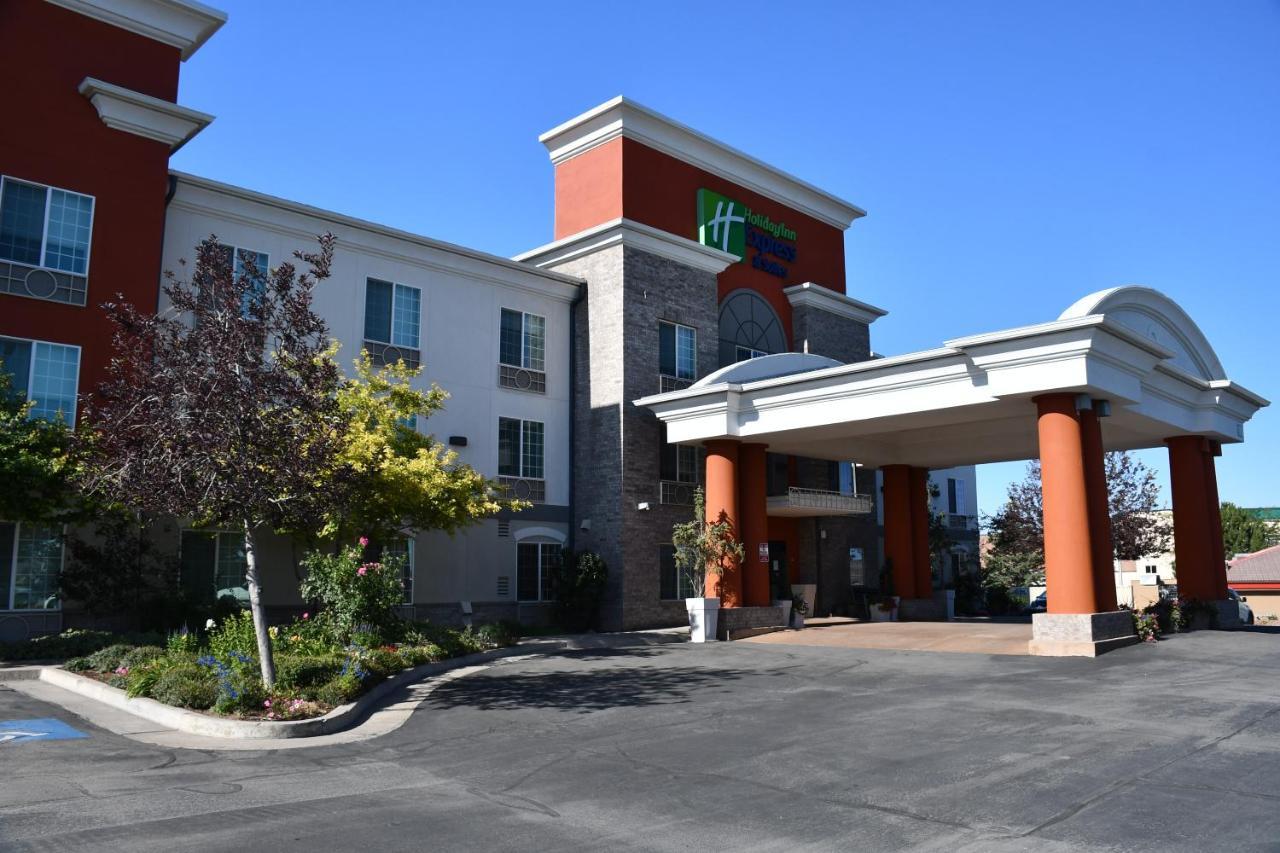 Holiday Inn Express Hotel & Suites Evanston By Ihg Ngoại thất bức ảnh