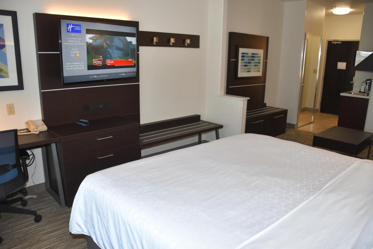 Holiday Inn Express Hotel & Suites Evanston By Ihg Phòng bức ảnh