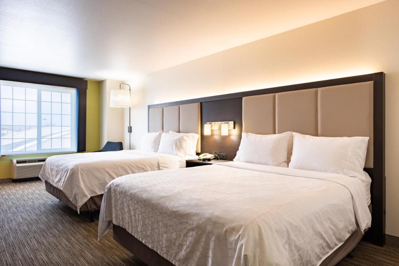 Holiday Inn Express Hotel & Suites Evanston By Ihg Ngoại thất bức ảnh