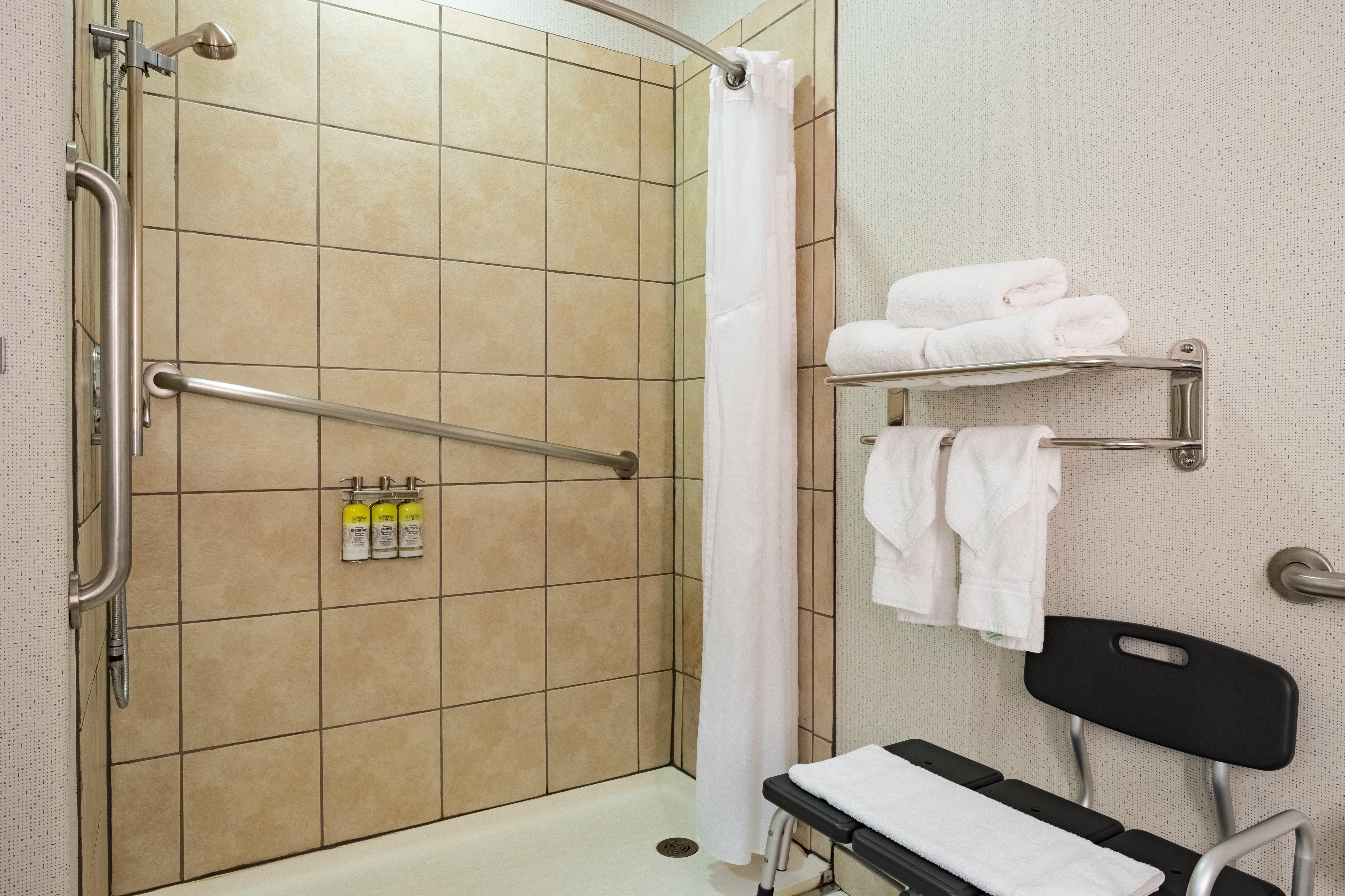 Holiday Inn Express Hotel & Suites Evanston By Ihg Ngoại thất bức ảnh