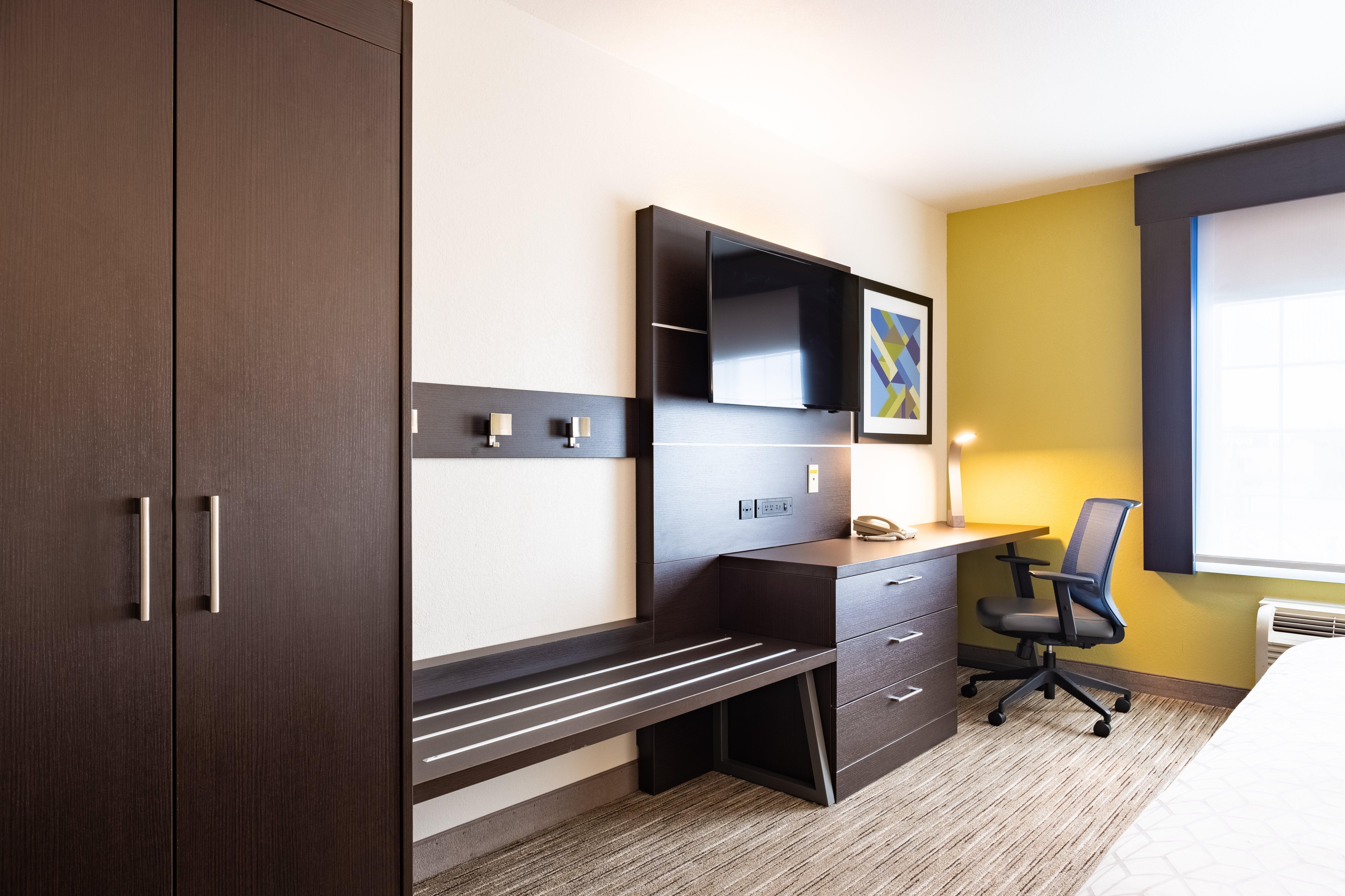 Holiday Inn Express Hotel & Suites Evanston By Ihg Ngoại thất bức ảnh