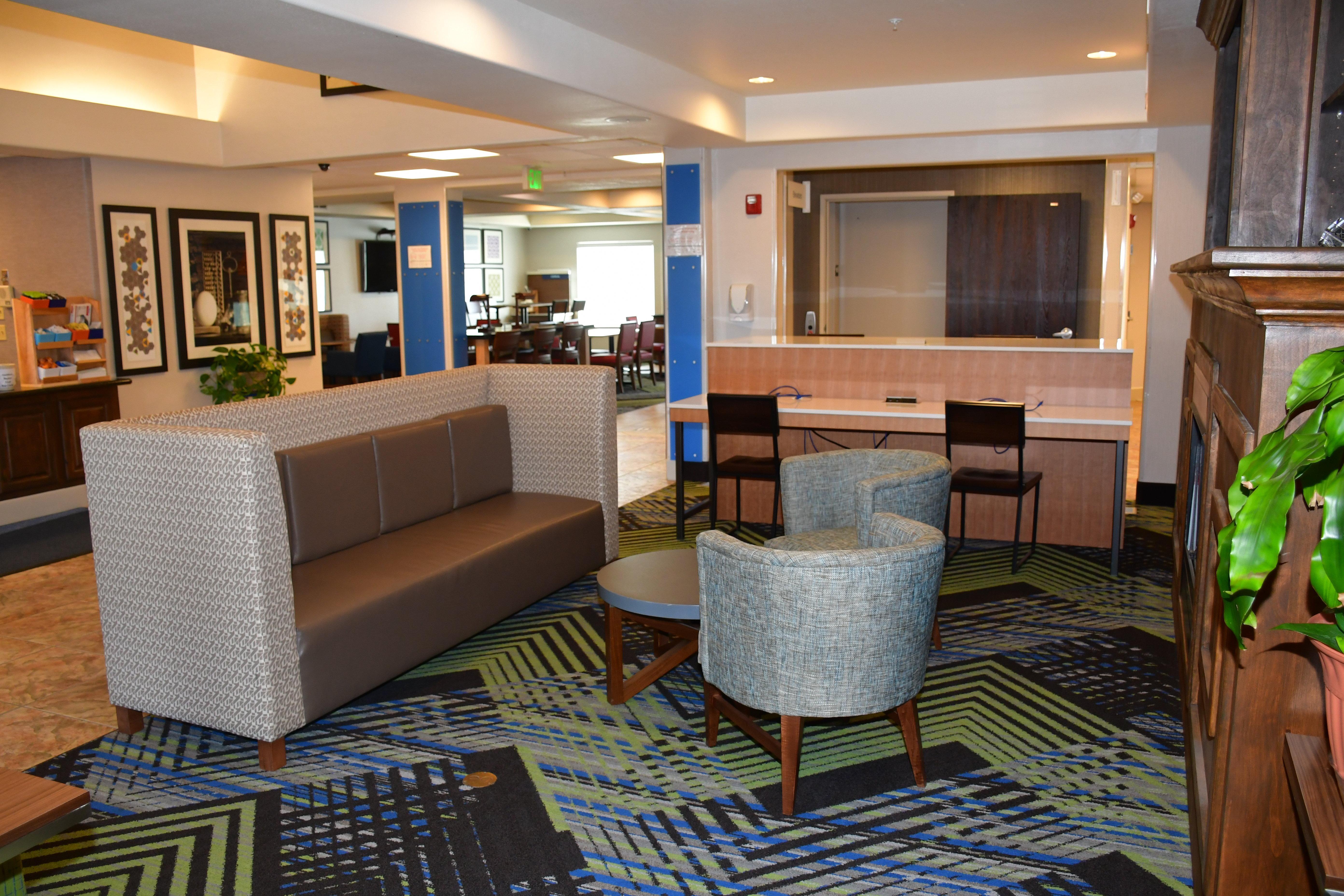 Holiday Inn Express Hotel & Suites Evanston By Ihg Ngoại thất bức ảnh