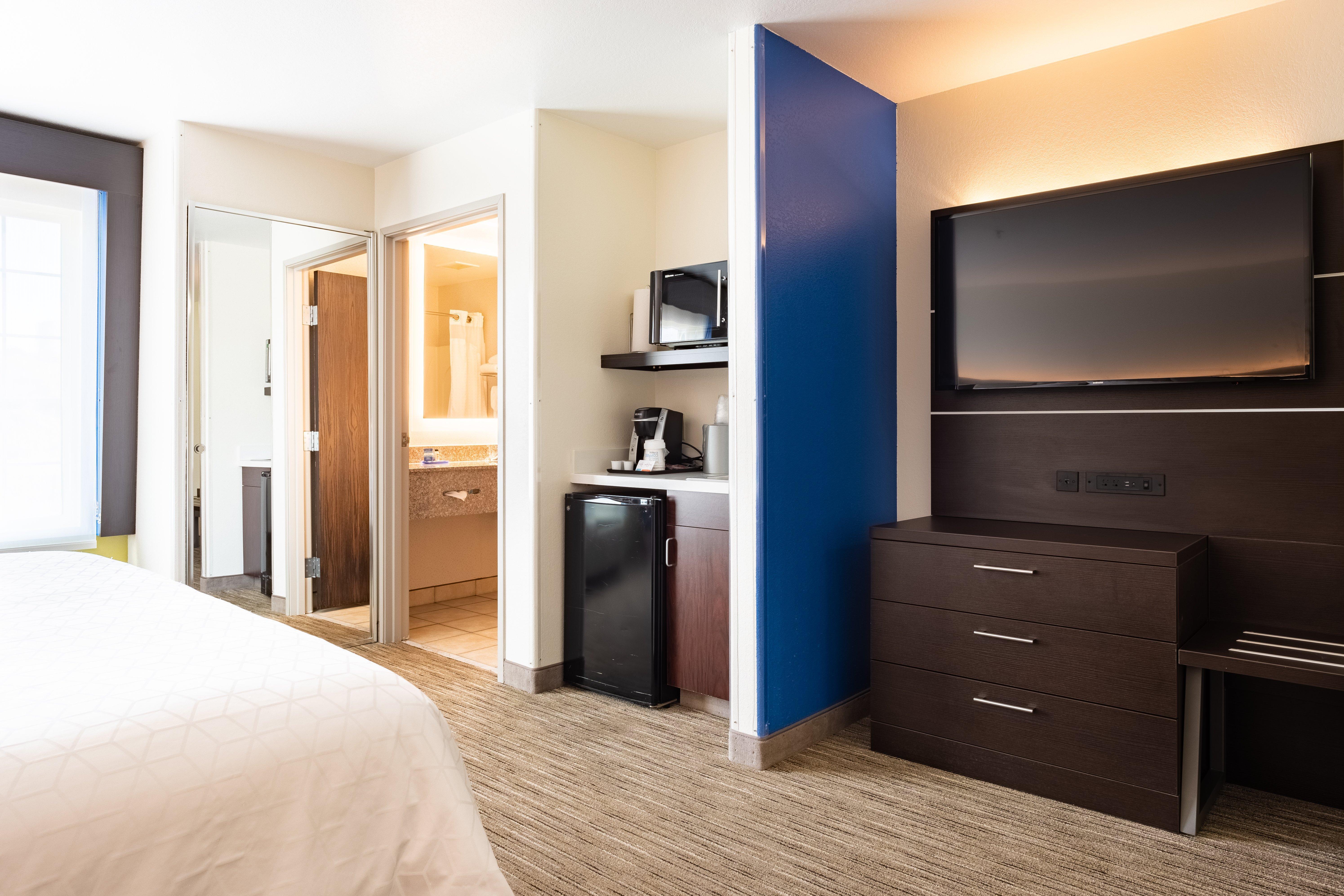 Holiday Inn Express Hotel & Suites Evanston By Ihg Ngoại thất bức ảnh